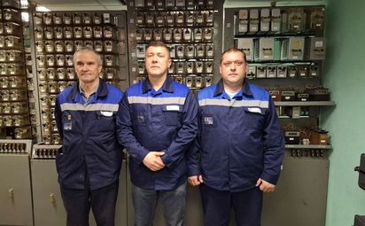 Названы лучшие электромеханик и электромонтер службы сигнализации и связи