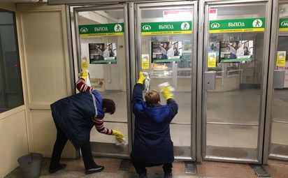 Метрополитен вышел на субботник!