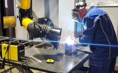 Соревнуются электрогазосварщики
