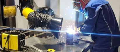 Соревнуются электрогазосварщики