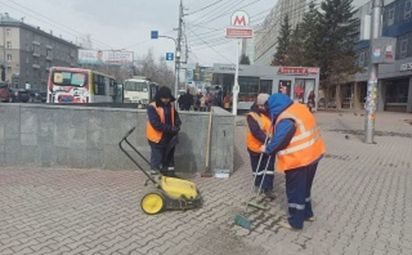 Коллектив метрополитена вышел на субботник