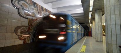 Пятивагонный «номерной» состав вышел на линию